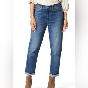 Levi’s Signature Women’s Mid Rise Slim Fit Boyfriend Jeans (28)